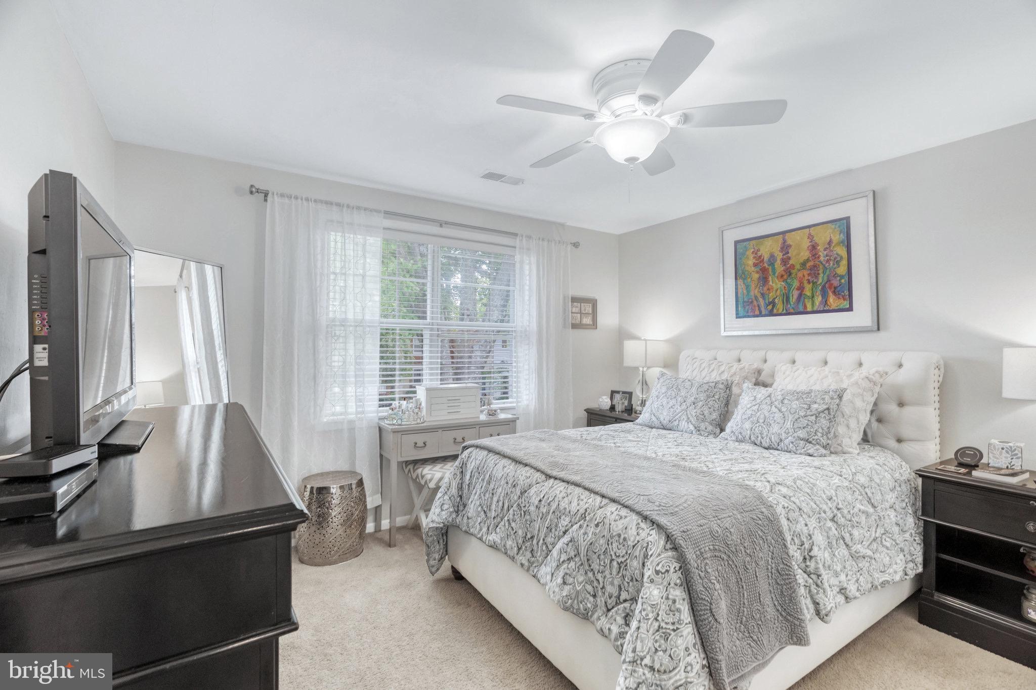 2513 South Walter Reed Drive, Unit B Arlington, VA 22206 - Photo 23 of 29
