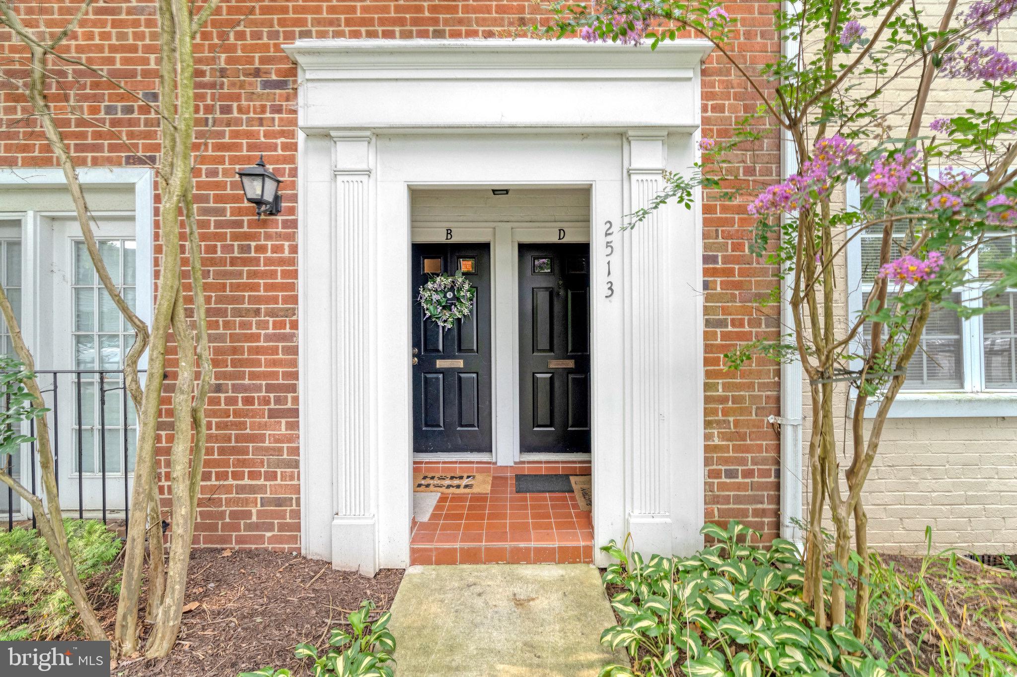2513 South Walter Reed Drive, Unit B Arlington, VA 22206 - Photo 5 of 29