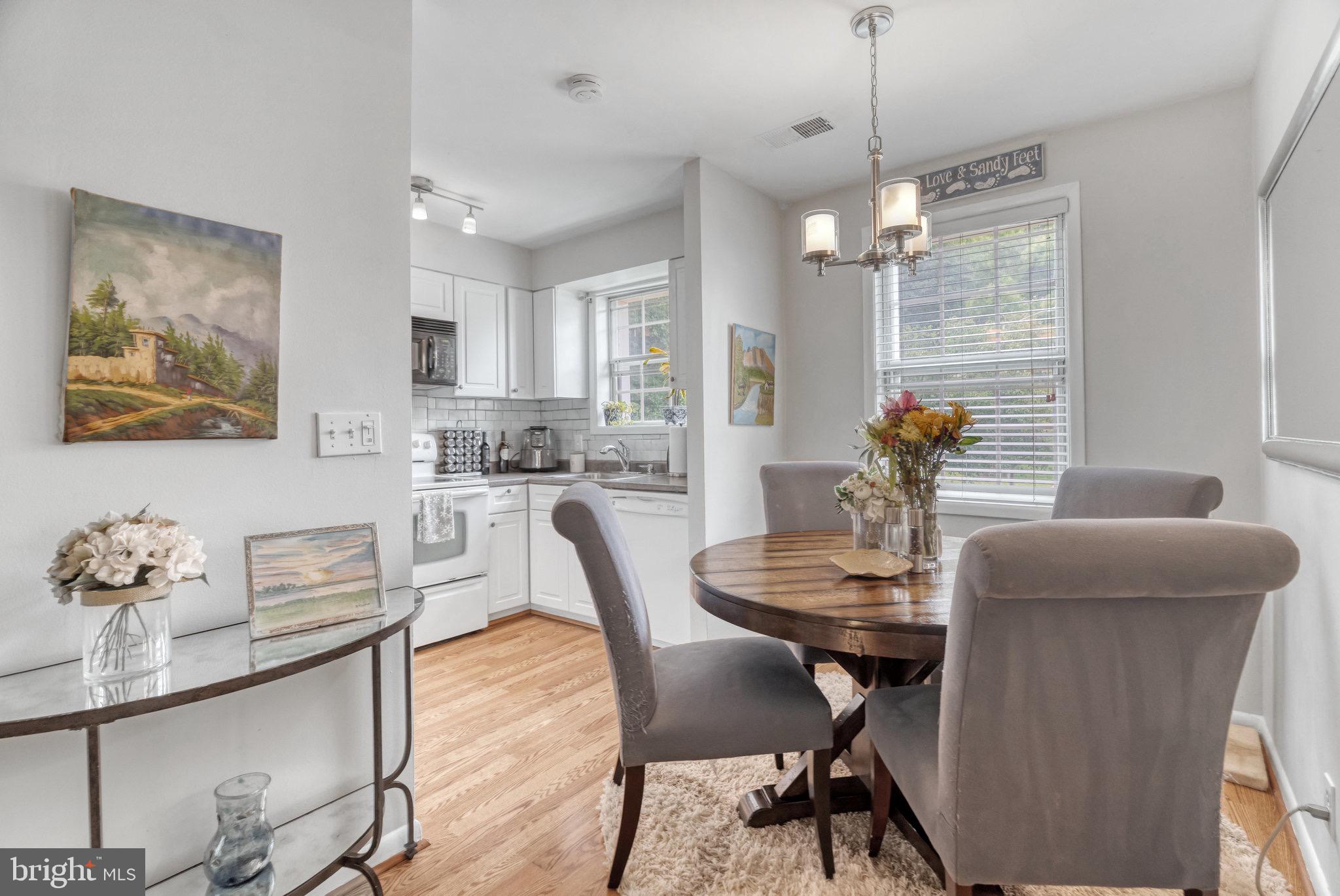 2513 South Walter Reed Drive, Unit B Arlington, VA 22206 - Photo 9 of 29