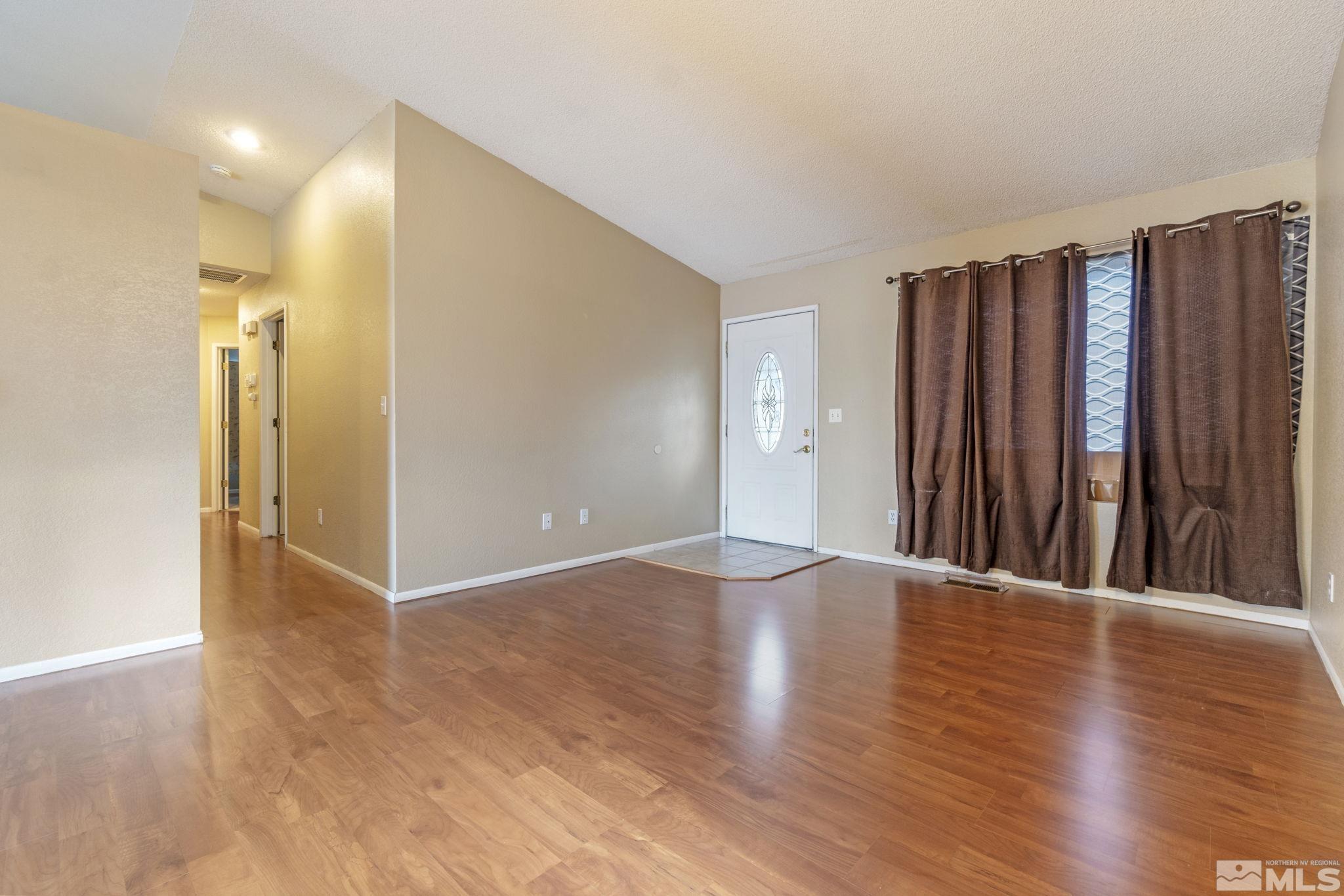 7817 Anchor Point Drive Reno, NV 89506 - Photo 5 of 30 Photo 5