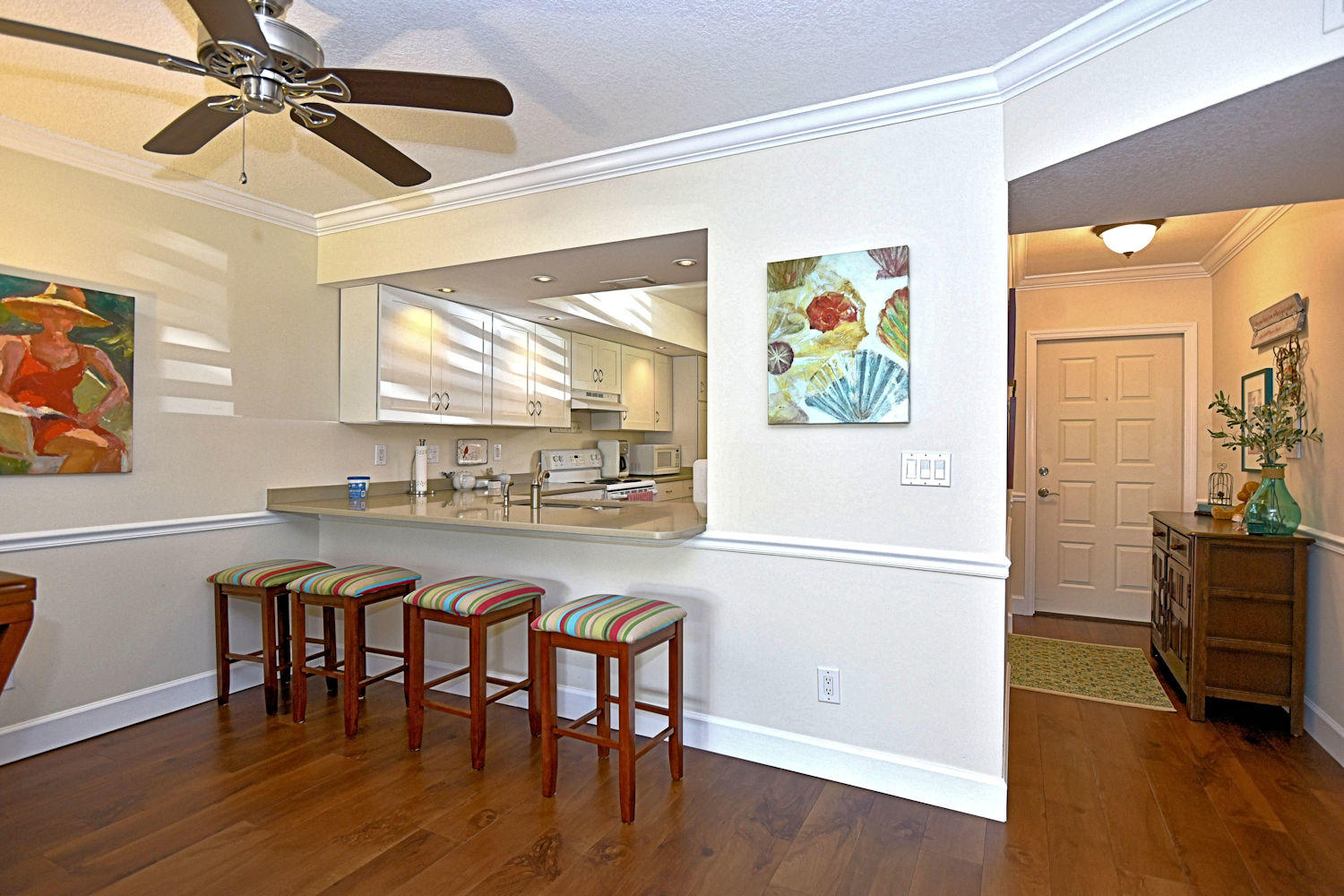 1821 Southwest Palm City Road, Unit 301 Stuart, FL 34994 - Photo 8 of 27 Kitchen Bar