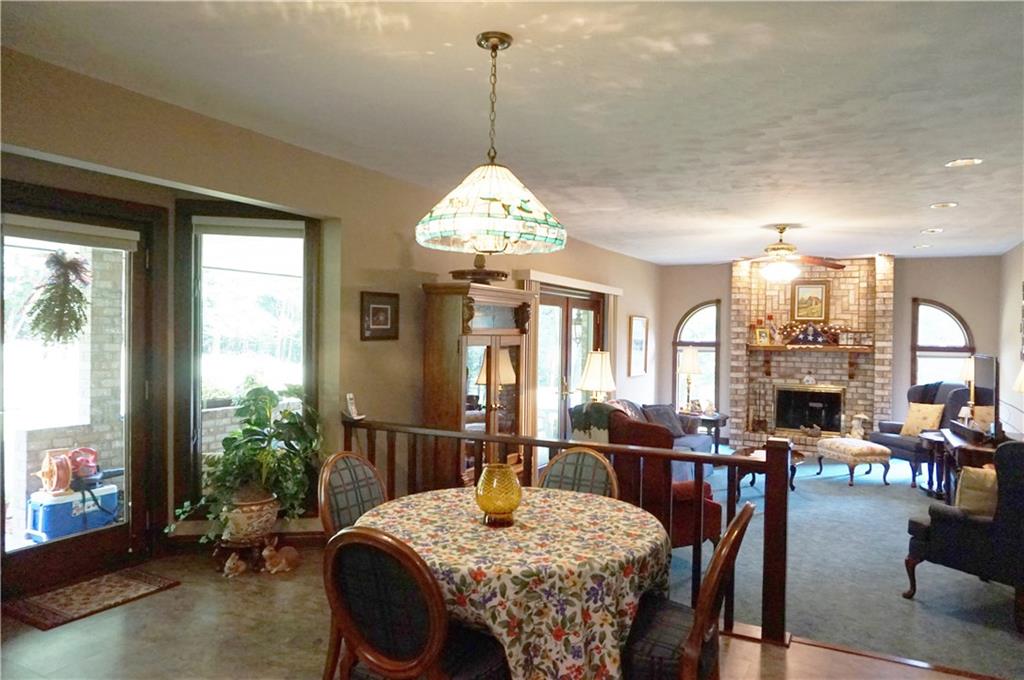 260 Medical Center Road Chicora, PA 16025 - Photo 12 of 25 Eat-in kitchen area, leading to the sunken family room.