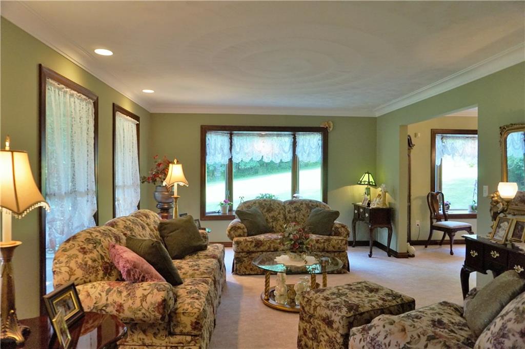 260 Medical Center Road Chicora, PA 16025 - Photo 8 of 25 Living room with bay window!