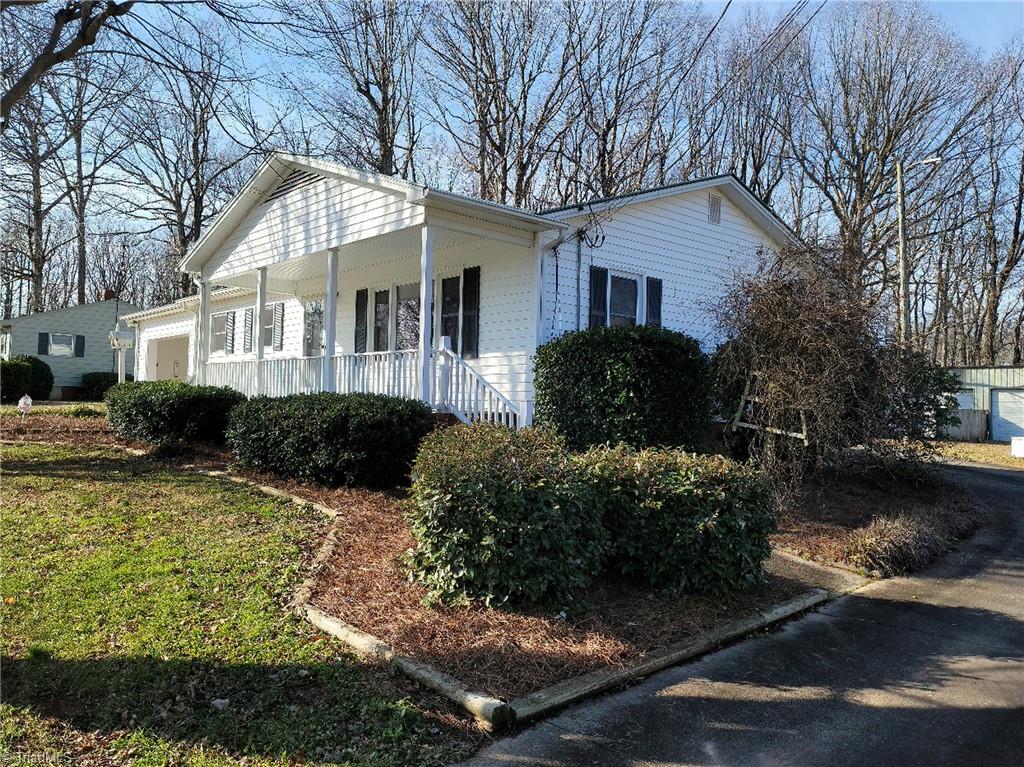 2332 Mack Road Asheboro, NC 27205 - Photo 4 of 35 Gallery Image 4