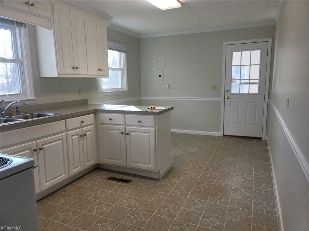 2332 Mack Road Asheboro, NC 27205 - Photo 10 of 35 Gallery Image 10