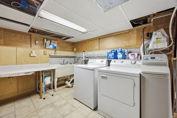 $344,900 | 1718 6th Avenue South, Fargo, ND 58103