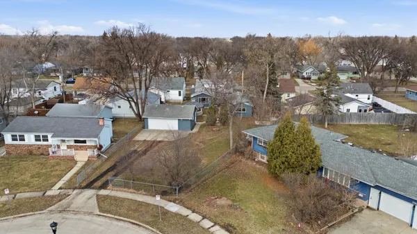 $344,900 | 1718 6th Avenue South, Fargo, ND 58103