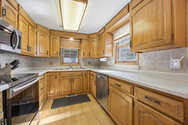 $344,900 | 1718 6th Avenue South, Fargo, ND 58103