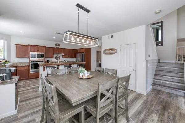 $579,900 | 6977 East Michigan Avenue, Fresno, CA 93727