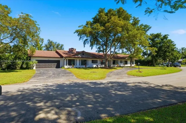 $1,099,999 | 9431 Sea Turtle Lane, Plantation, FL 33324