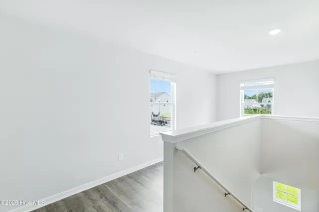 $330,365 | 614 South Squires Run Lane, Richlands, NC 28574