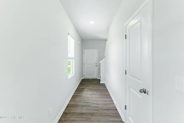 $330,365 | 614 South Squires Run Lane, Richlands, NC 28574