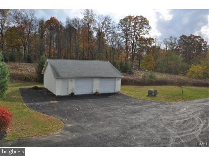 145 Weaver Road Macungie, PA 18062 - Photo 3 of 21 Gallery Image 3