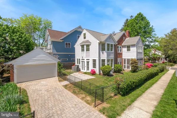 $9,500 | 4400 Ridge Street, Chevy Chase, MD 20815