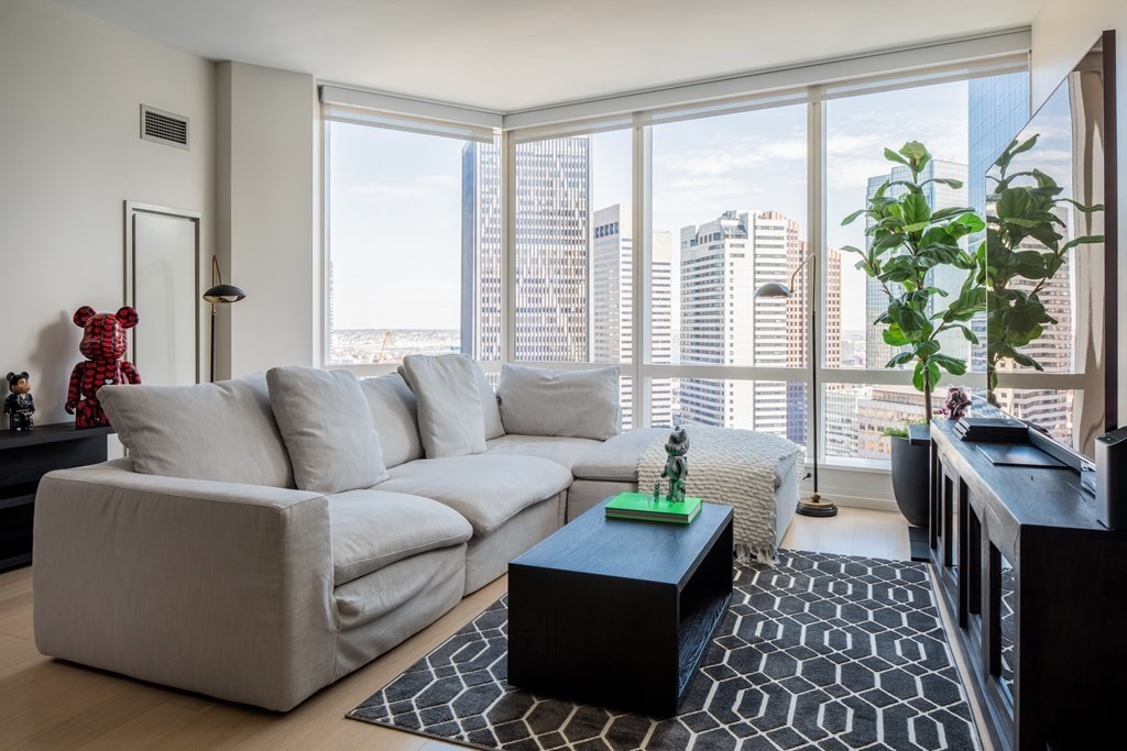 1 Franklin Street, Unit 3107 Boston, MA 02110 - Photo 2 of 27