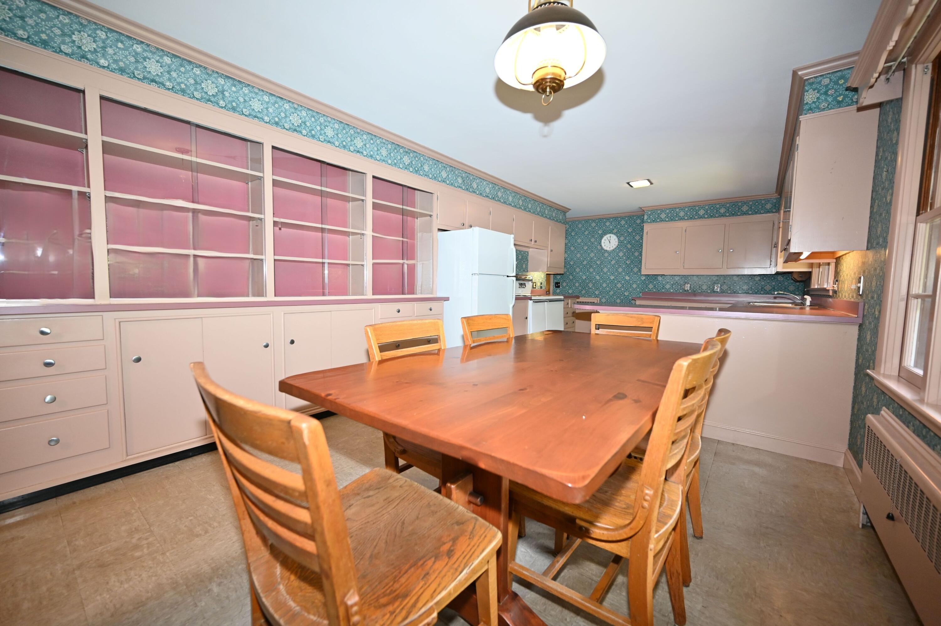 17 Hillview Road Gorham, ME 04038 - Photo 18 of 42 Dining Room
