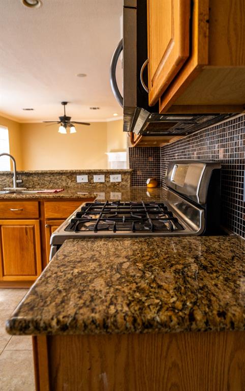 4800 Grainger Trail Fort Worth, TX 76137 - Photo 16 of 38 Granite kitchen tops