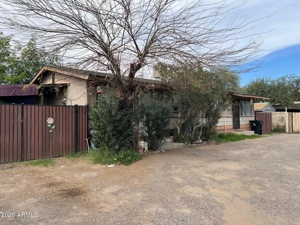 $250,000 | 6410 South 7th Street, Phoenix, AZ 85042