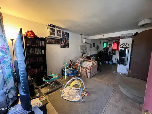 $250,000 | 6410 South 7th Street, Phoenix, AZ 85042