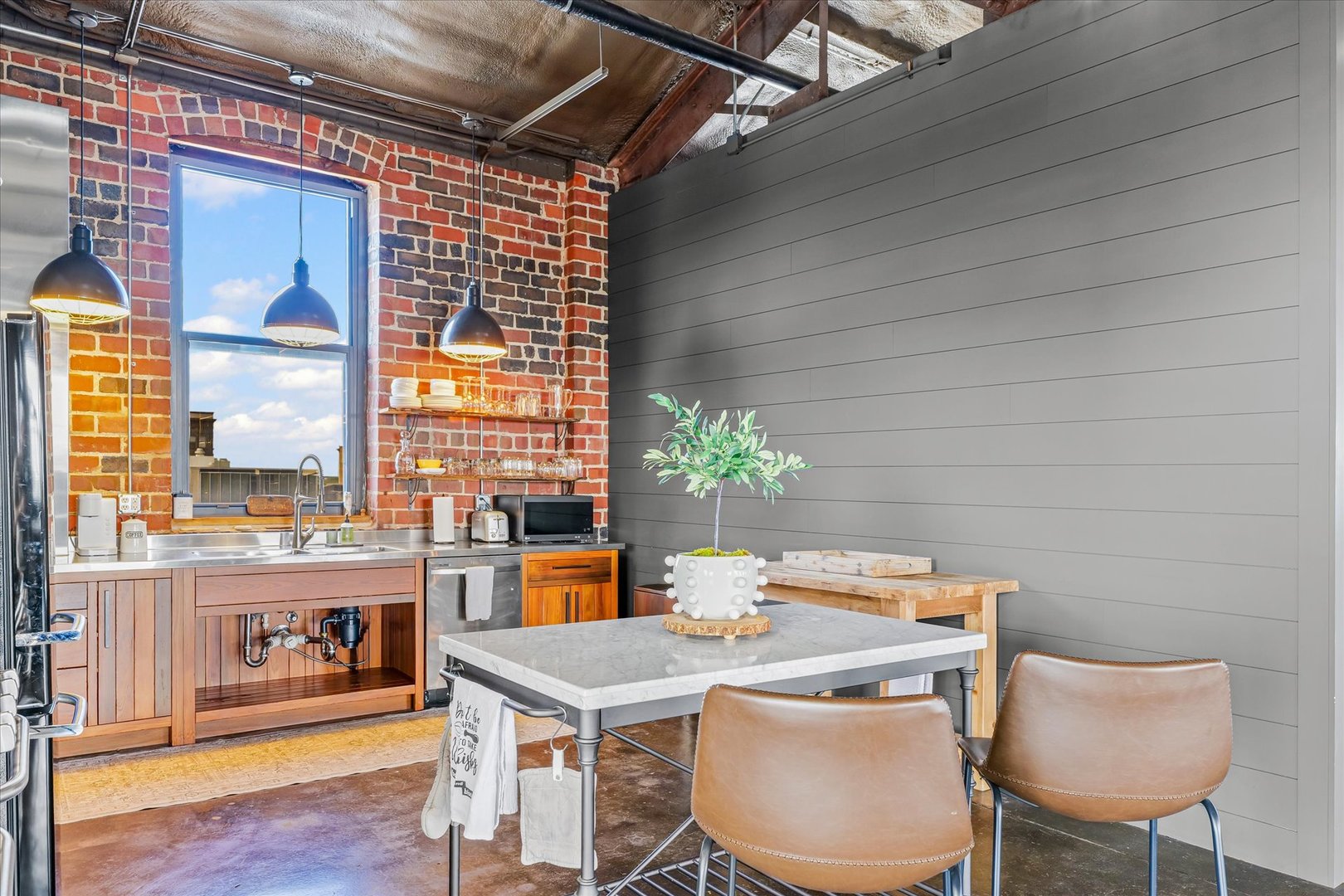 209 East Washington Street, Unit 5 Bloomington, IL 61701 - Photo 26 of 78 a view of a dining room with furniture window and wooden floor