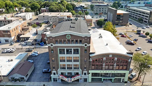 $620,000 | 209 East Washington Street, Unit 5, Bloomington, IL 61701