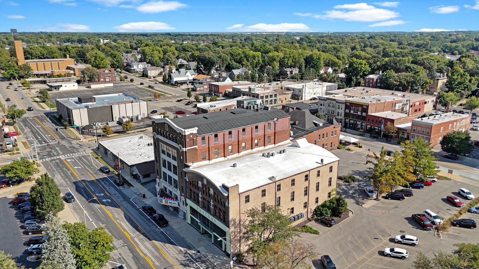 209 East Washington Street, Unit 5 Bloomington, IL 61701 - Photo 65 of 78 a view of a city