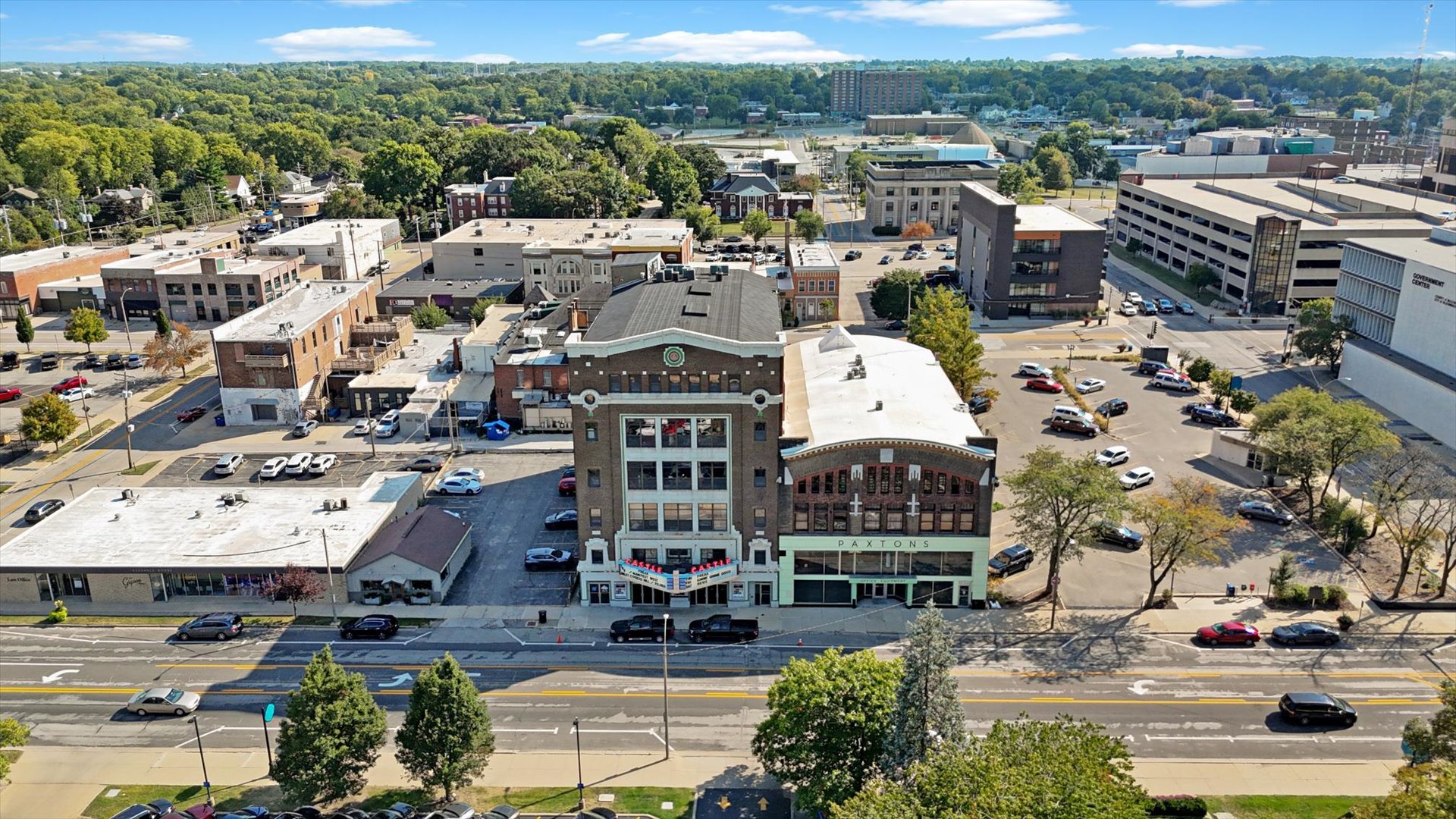 209 East Washington Street, Unit 5 Bloomington, IL 61701 - Photo 71 of 78 a picture of city view