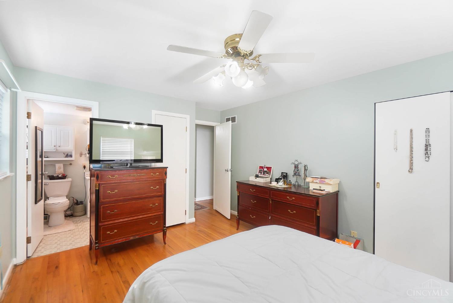 2197 8 Mile Road Cincinnati, OH 45244 - Photo 25 of 48 Gallery Image 25