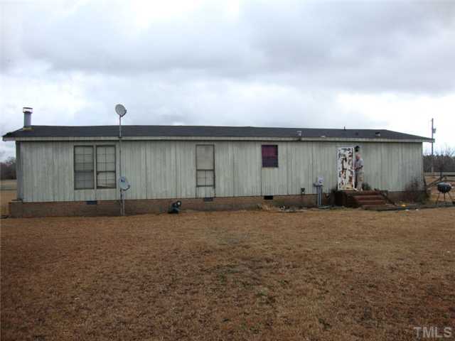 2607 Union Grove Church Road Dunn, NC 28334 - Photo 2 of 7