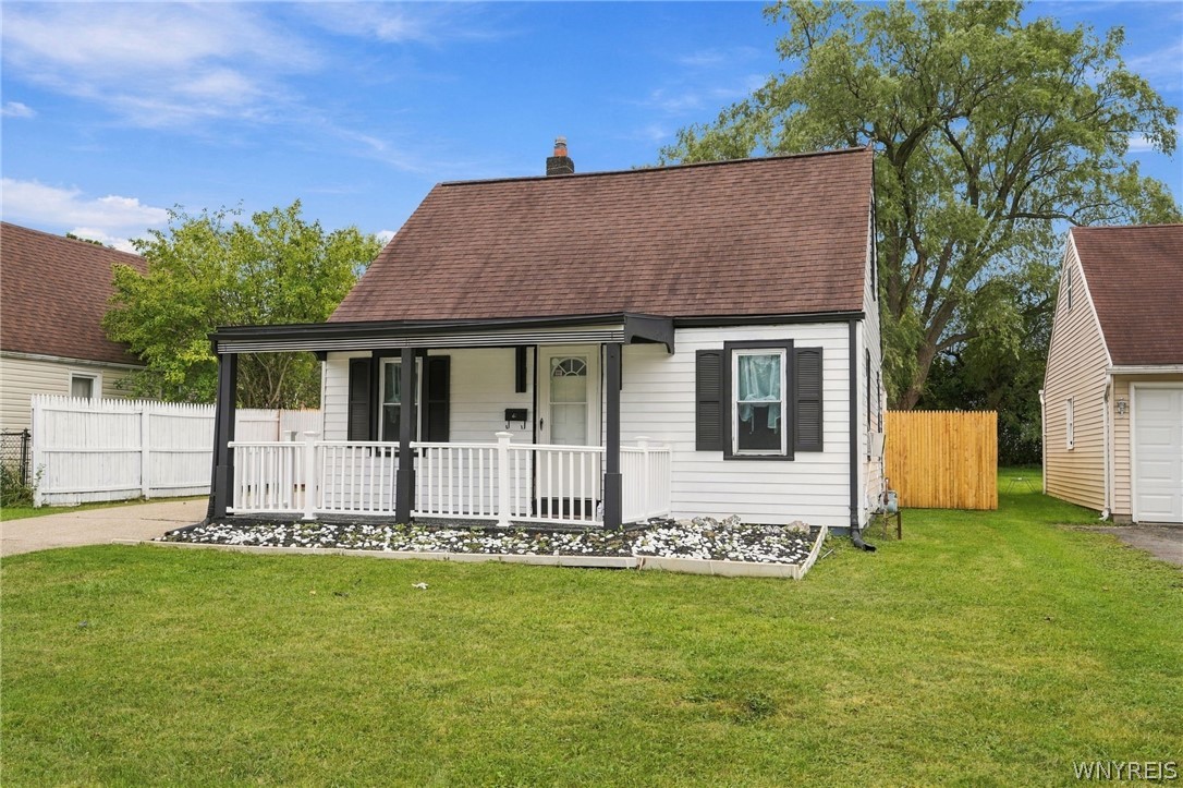 61 Spruce Road Amherst, NY 14226 - Photo 3 of 39 Gallery Image 3