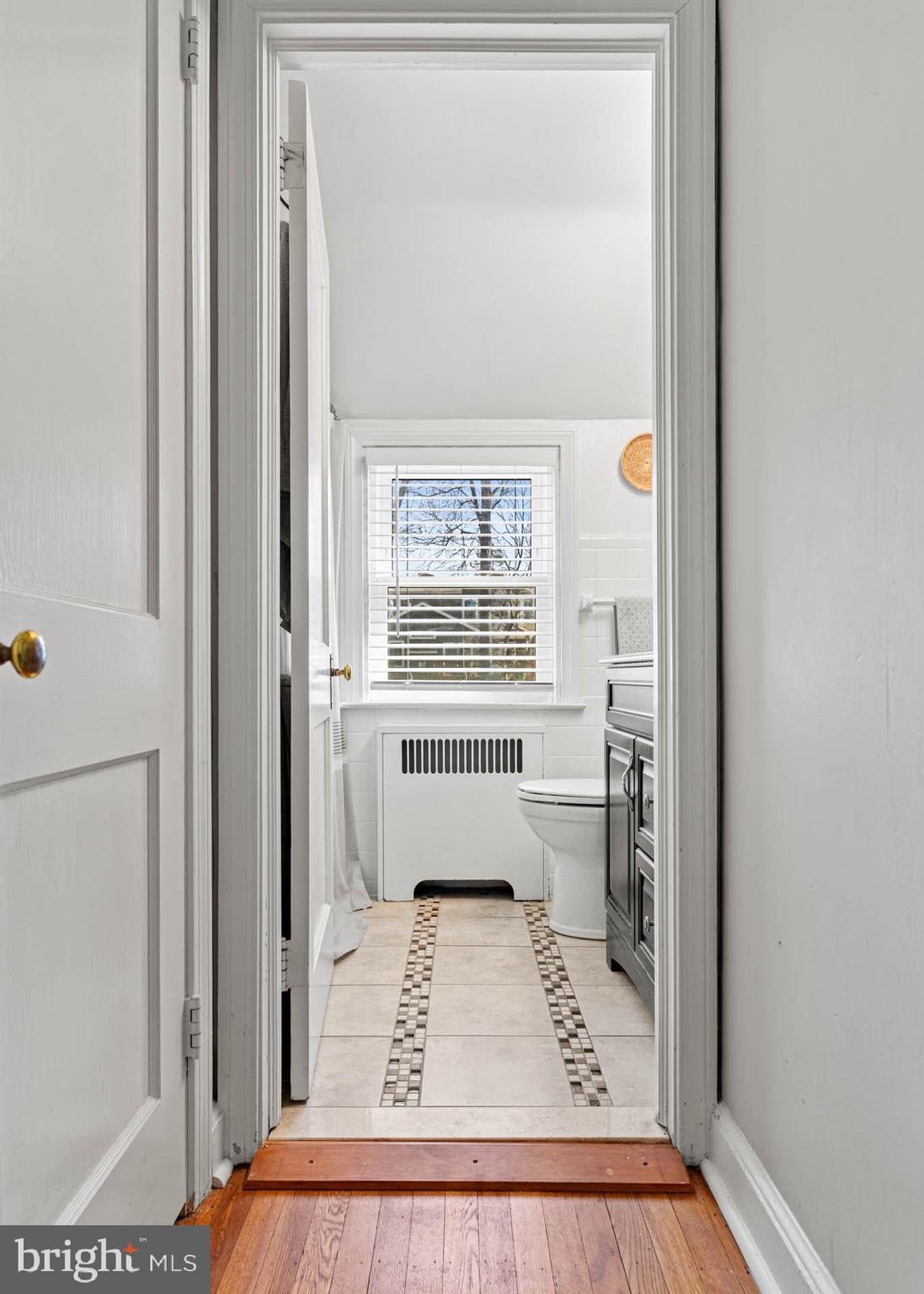 21 Moreland Road Paoli, PA 19301 - Photo 21 of 29 a view of bathroom with bathtub and window