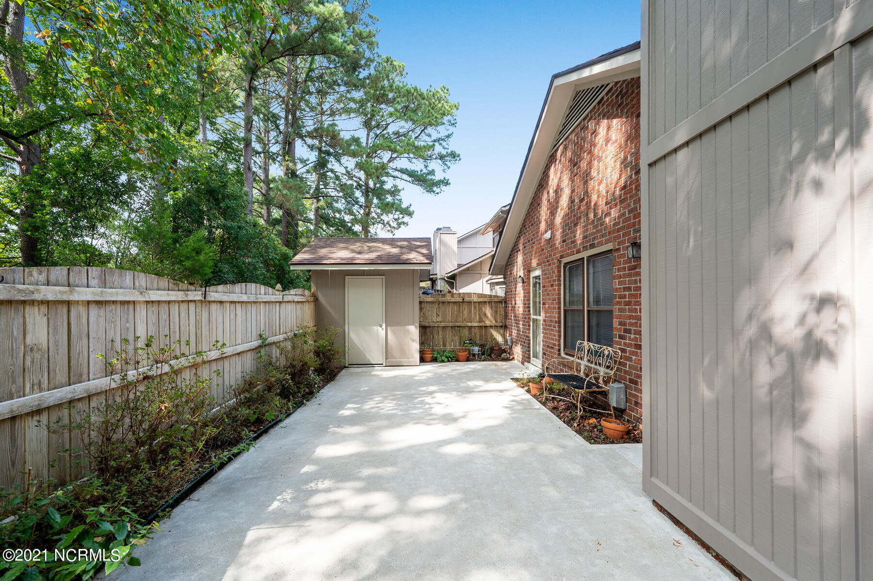 1872 Quail Ridge Road, Unit G Greenville, NC 27858 - Photo 3 of 6 1872 Quail Ridge-00003