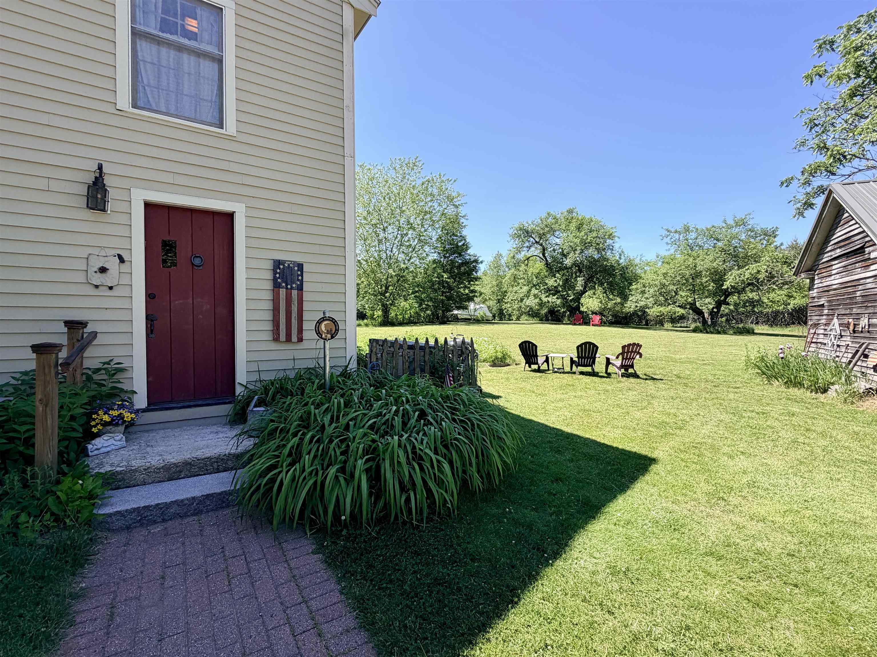 29 Windham Depot Road Derry, NH 03038 - Photo 4 of 58