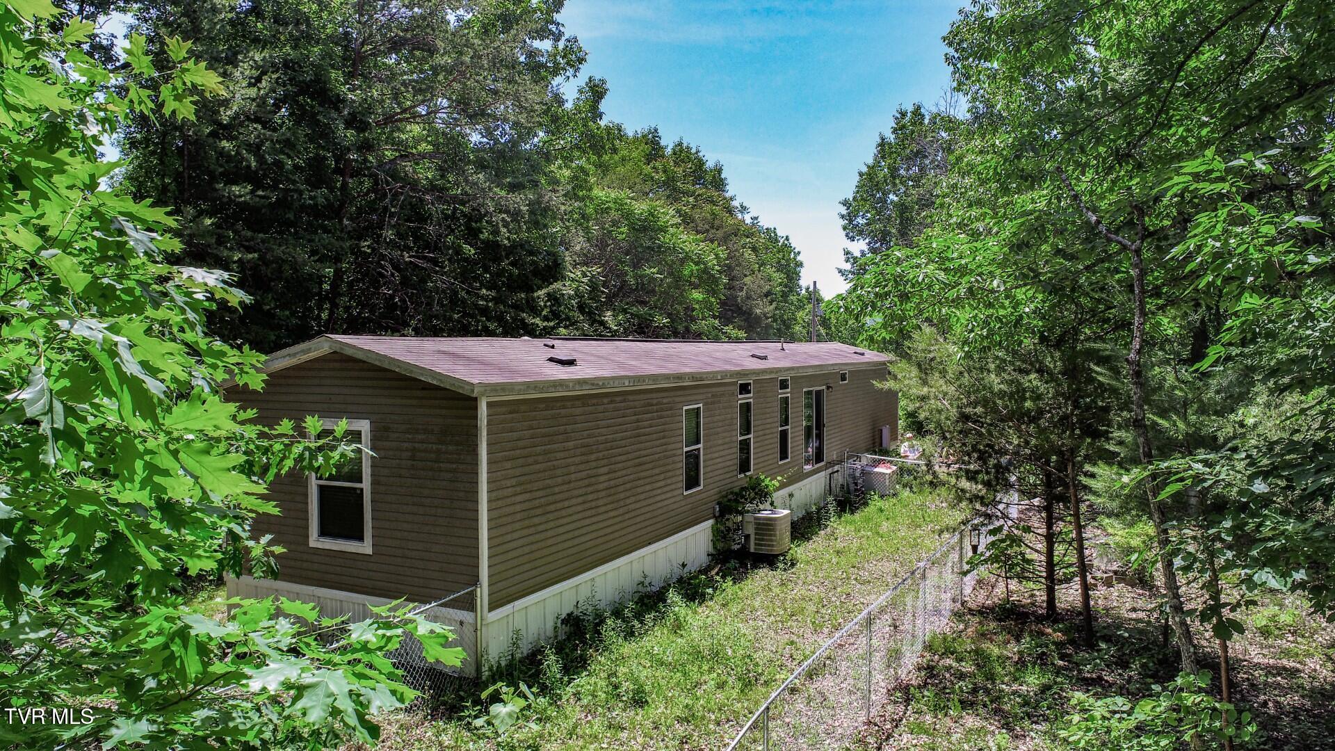 180 Shiloh Road Parrottsville, TN 37843 - Photo 3 of 41 3
