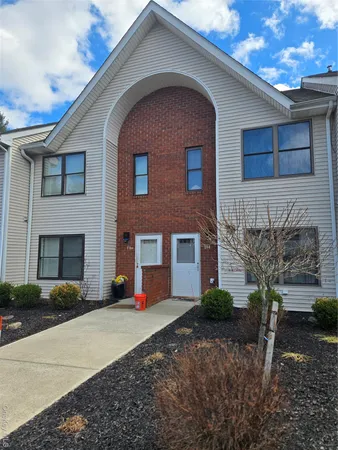 $2,400 | 184 Deer Ct Drive, Middletown, NY 10940