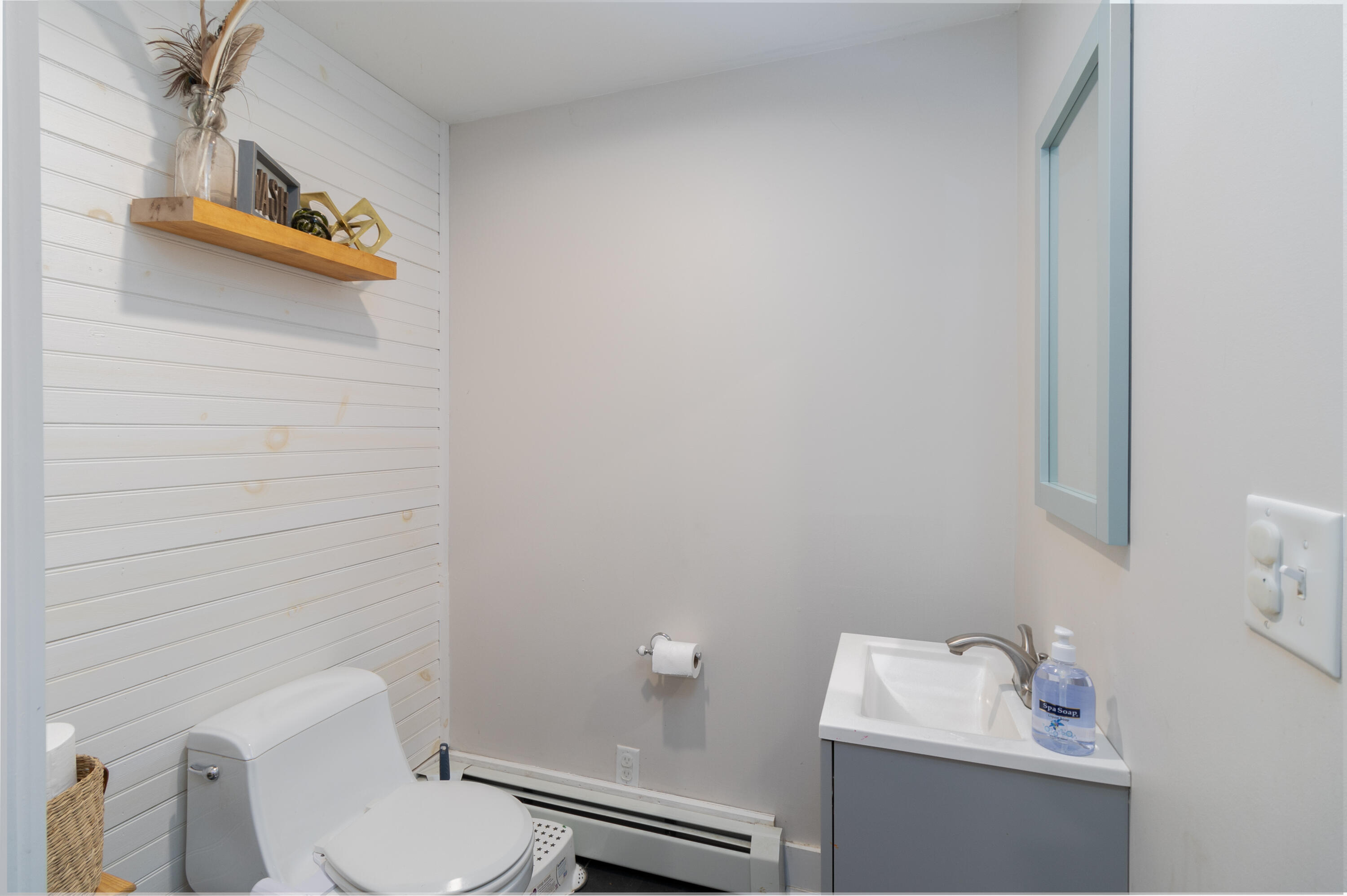 229 Weld Street Dixfield, ME 04224 - Photo 27 of 52 229 Weld Dixfield-41