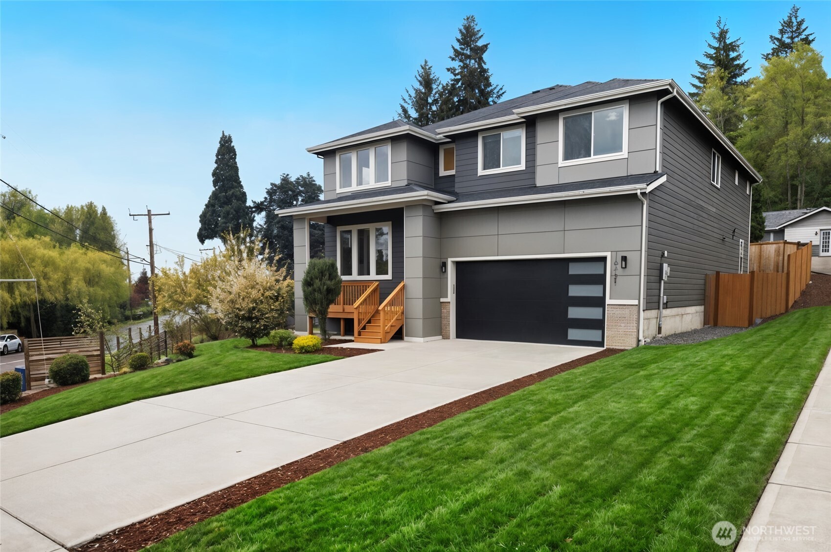 16431 Sylvester Road Southwest Burien, WA 98166 - Photo 3 of 33 Gallery Image 3