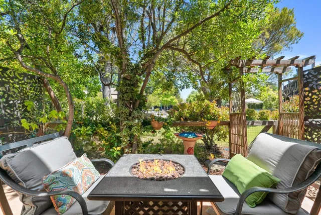 $888,000 | 102 Tree Frog Lane, Santa Cruz, CA 95060