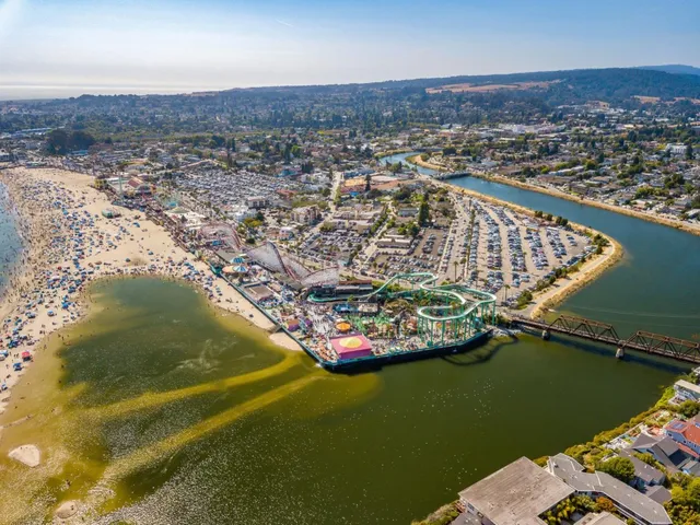 $888,000 | 102 Tree Frog Lane, Santa Cruz, CA 95060