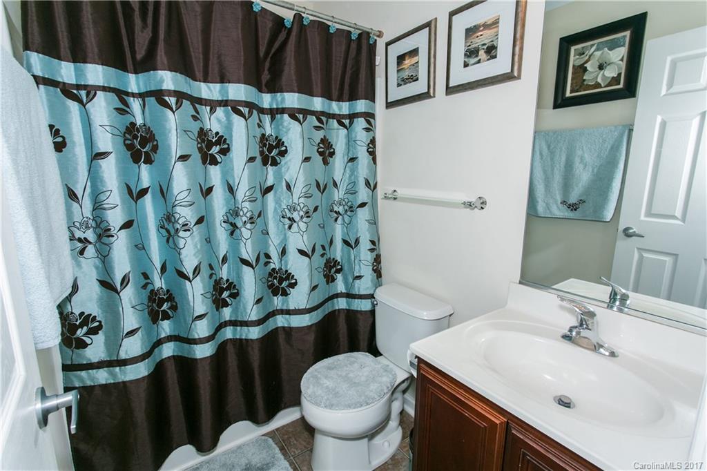 1041 Reigate Road Charlotte, NC 28262 - Photo 16 of 24 Gallery Image 16
