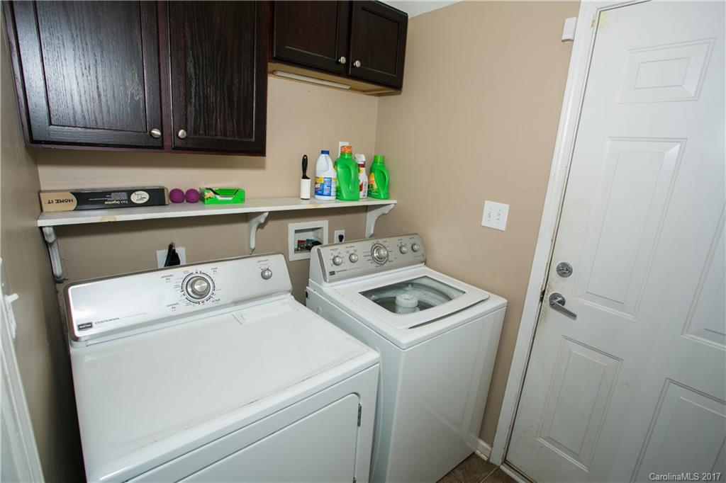 1041 Reigate Road Charlotte, NC 28262 - Photo 19 of 24 Gallery Image 19