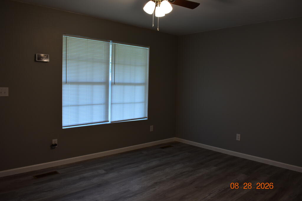 171 Farrar Road Cohutta, GA 30710 - Photo 11 of 24 Livingroom, New LVP flooring.