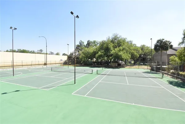 a view of a tennis court