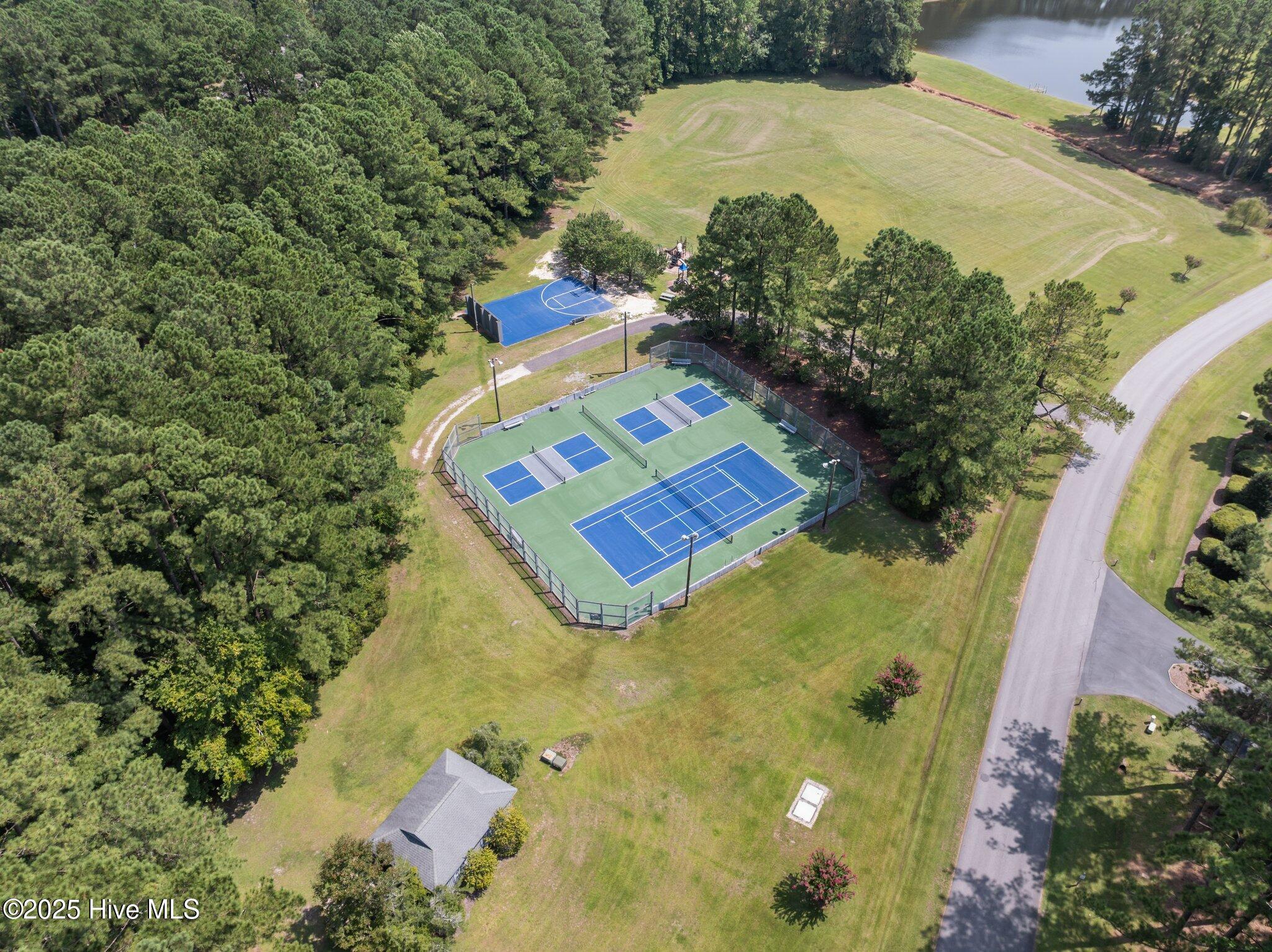 306 Channel Washington, NC 27889 - Photo 10 of 60 16-web-or-mls-DJI_0916