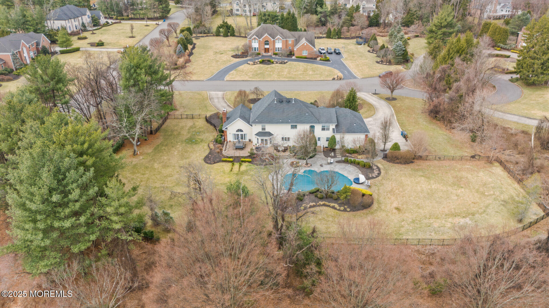 2 Bowling Green Colts Neck, NJ 07722 - Photo 2 of 43 4