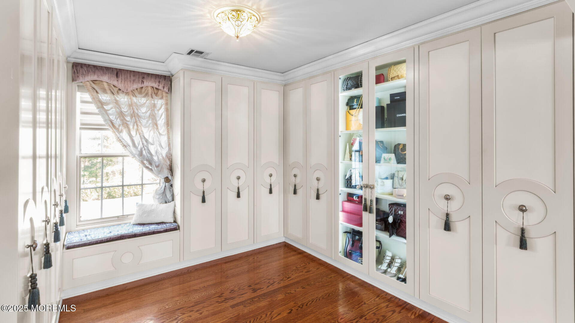 2 Bowling Green Colts Neck, NJ 07722 - Photo 36 of 43 62