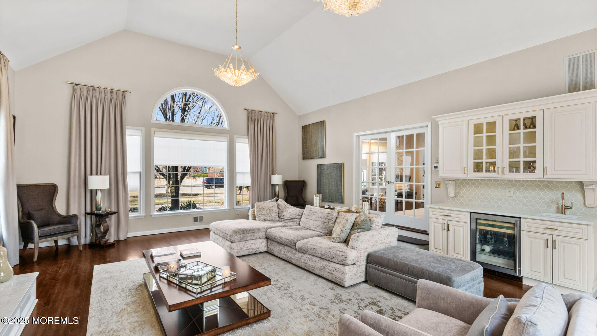 2 Bowling Green Colts Neck, NJ 07722 - Photo 4 of 43 18