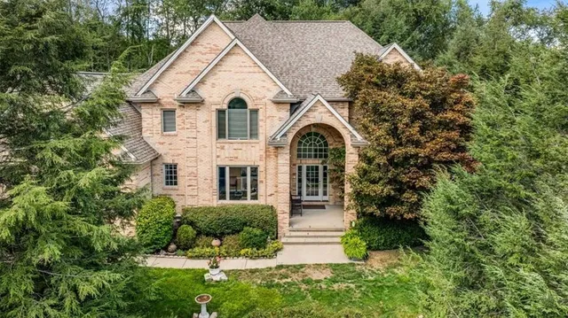 $1,050,000 | 760 Stonegate Drive, Wexford, PA 15090