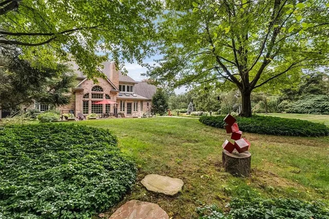 $1,050,000 | 760 Stonegate Drive, Wexford, PA 15090