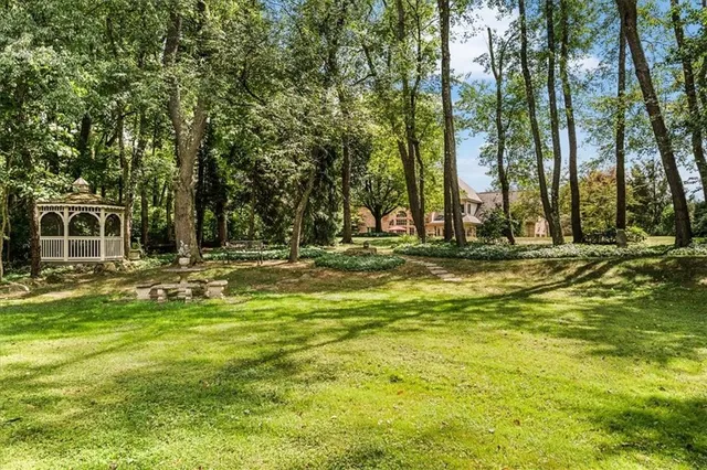 $1,050,000 | 760 Stonegate Drive, Wexford, PA 15090